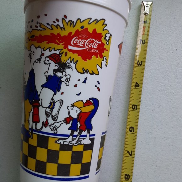 Lot of 5 Plastic Souvenir Cups - Picture 12 of 16